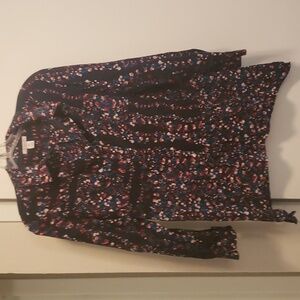$5 FEBRUARY SALE Westbound Black Floral Button Down Large Petite